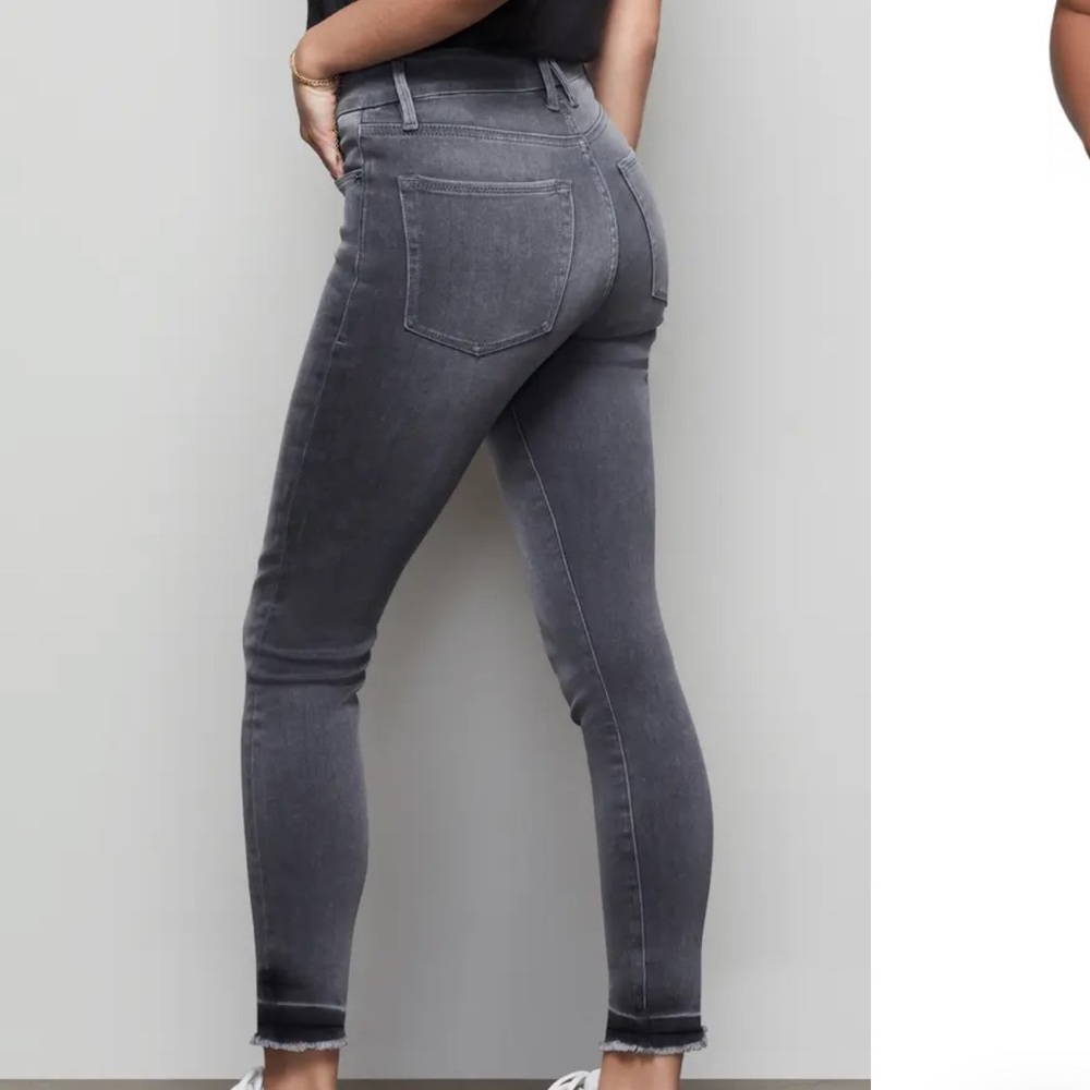 NWT Good American Good Legs Raw Hem Crop Skinny Jeans in Grey Size 14